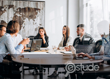 Pós em Formação de Profissionais para Atuarem na Modalidade EaD - m